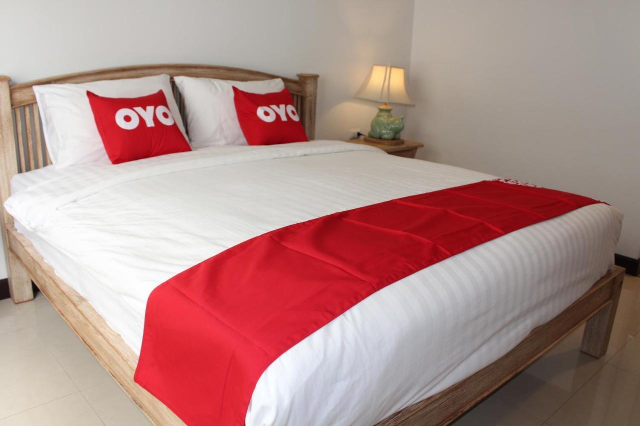 Oyo 75409 Premium The Family Hotel Τσιάνγκ Μάι Εξωτερικό φωτογραφία