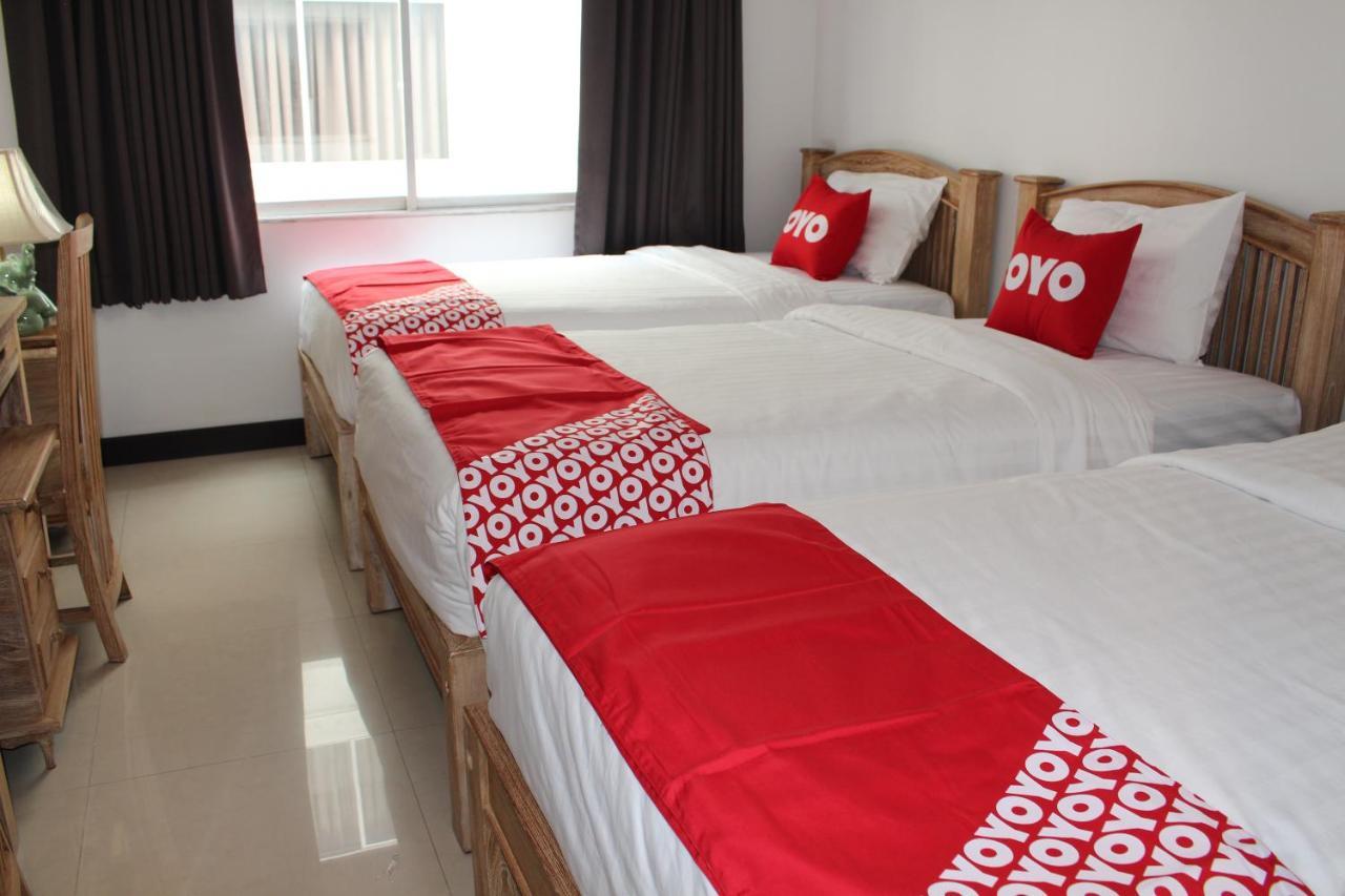 Oyo 75409 Premium The Family Hotel Τσιάνγκ Μάι Εξωτερικό φωτογραφία