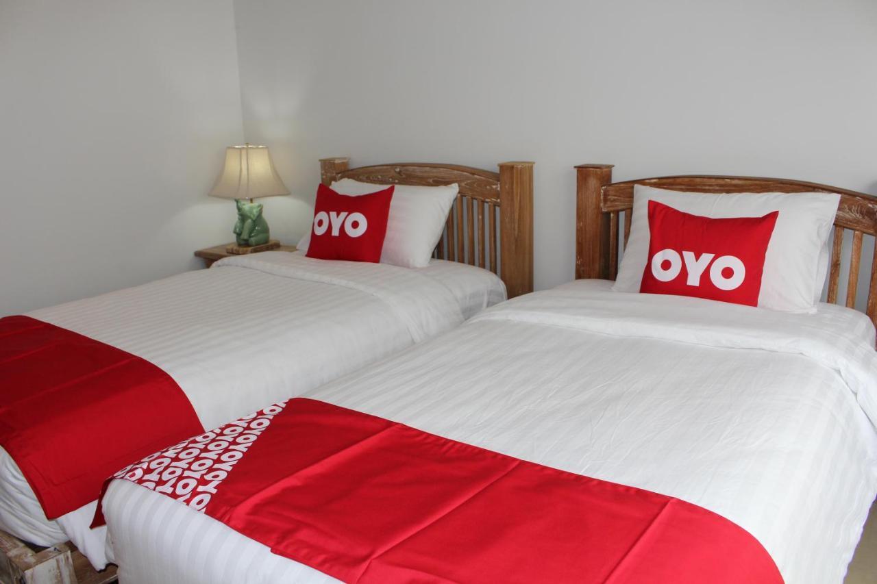 Oyo 75409 Premium The Family Hotel Τσιάνγκ Μάι Εξωτερικό φωτογραφία
